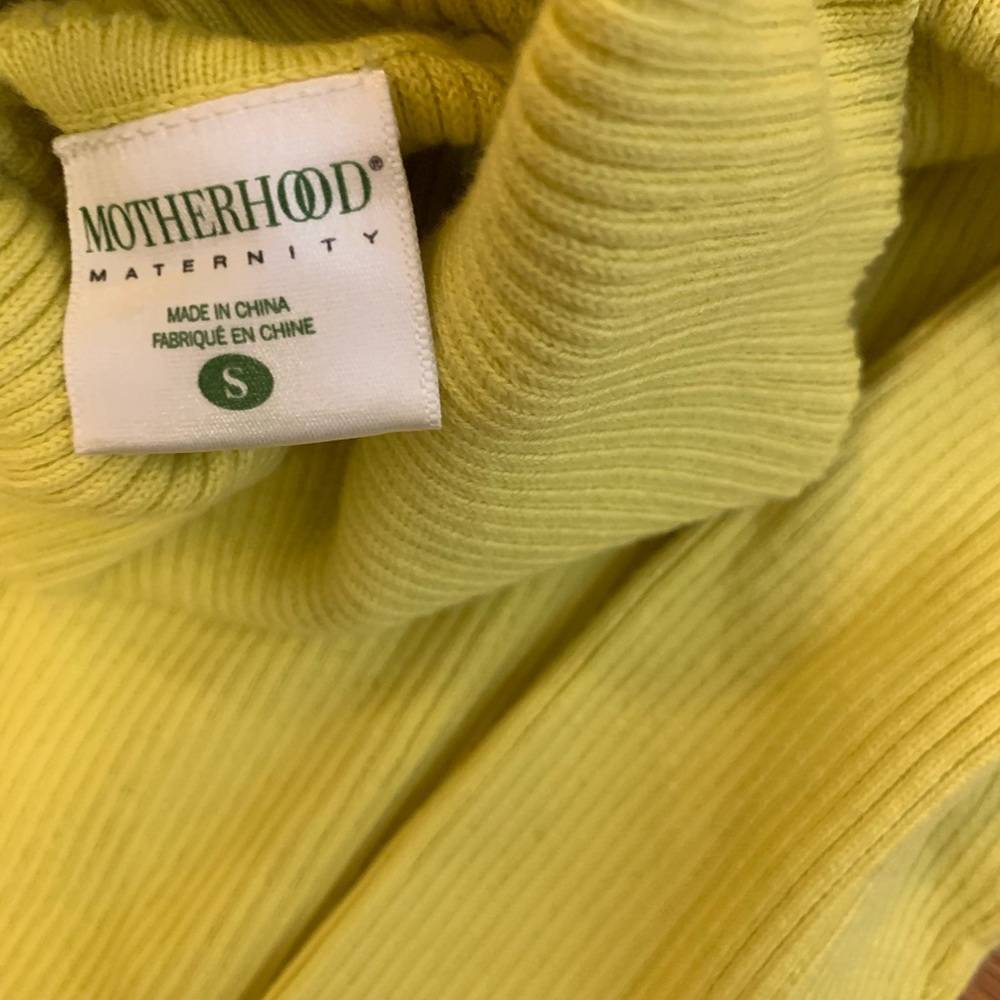 Maternity Clothes - image 4